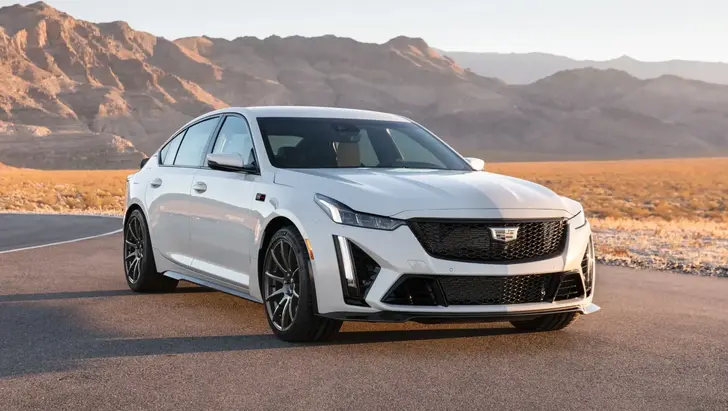 Модернизированный Cadillac CT5-V Blackwing