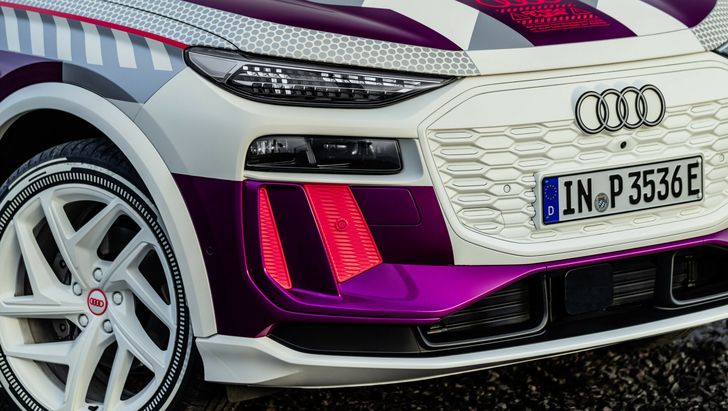 Прототип Audi Q6 e-tron