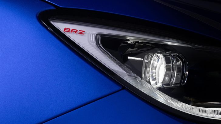 Subaru анонсировала новую версию спорткара BRZ