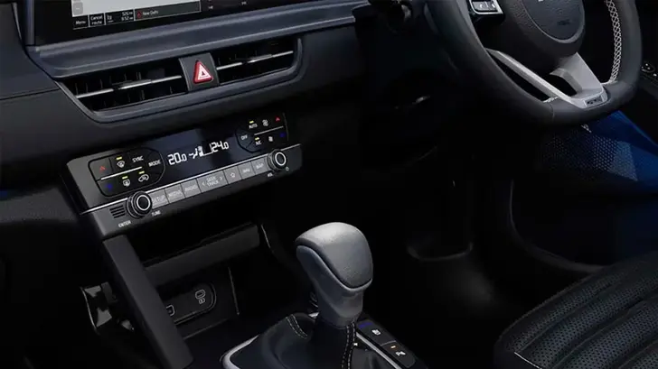 Интерьер Kia Seltos Интерьер Kia Seltos