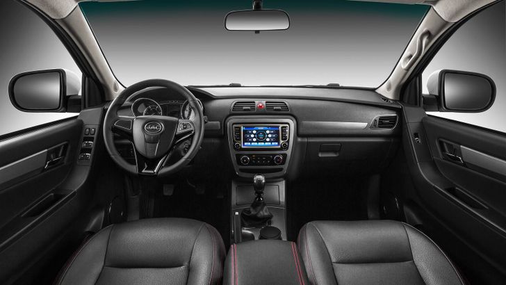 Интерьер JAC T6