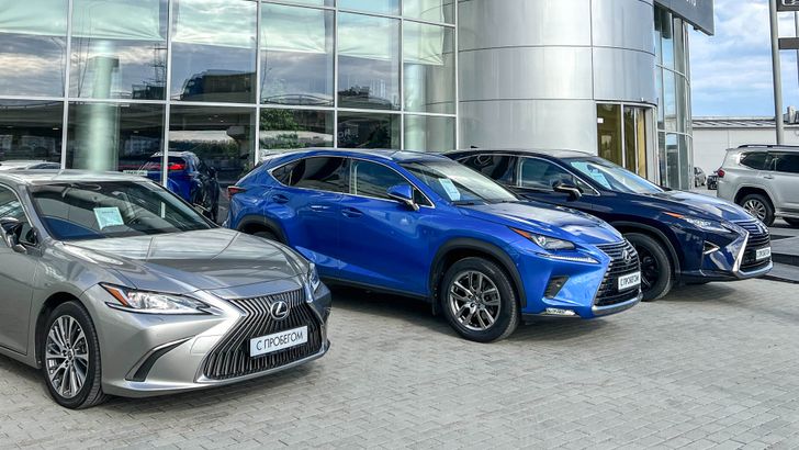 Названы автомобили с пробегом, которые скоро резко подорожают в России