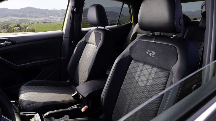 Обновленный Volkswagen T-Cross