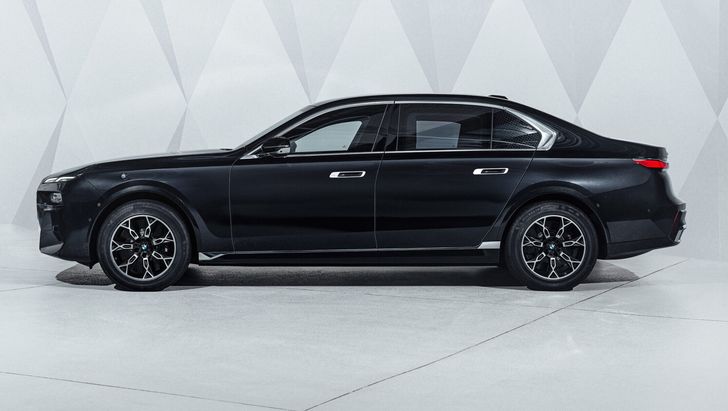 BMW i7 Protection