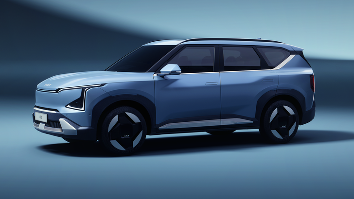 Kia представила новый электрический кроссовер с салоном-комнатой