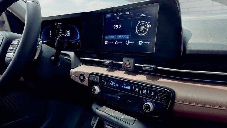 Интерьер Hyundai Accent