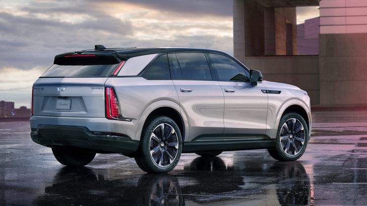 Cadillac Escalade IQ 2025