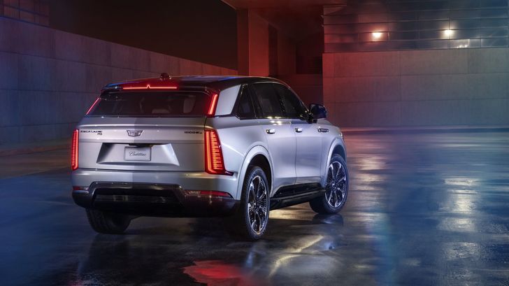 Cadillac Escalade IQ 2025