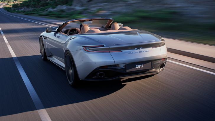 Aston Martin DB12 Volante