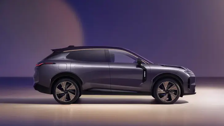 Lynk & Co 08 Limited Edition