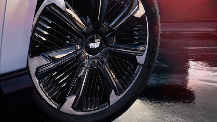 Cadillac Escalade IQ 2025