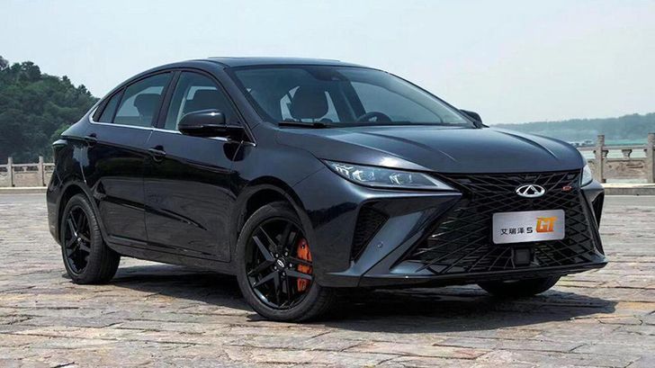 В Россию привезли «заряженный» седан Chery, который стоит как Volkswagen Polo