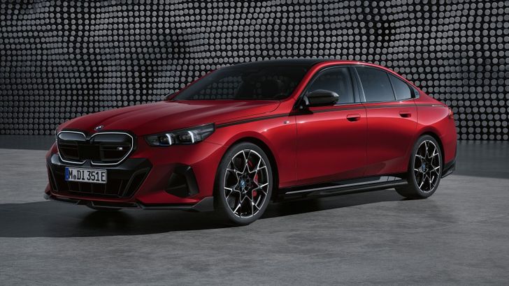 BMW представила новую «пятерку» с M-пакетом