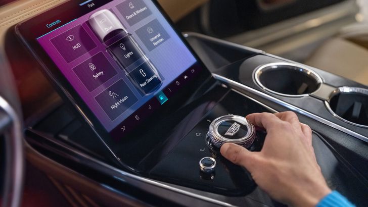 Cadillac Escalade IQ 2025