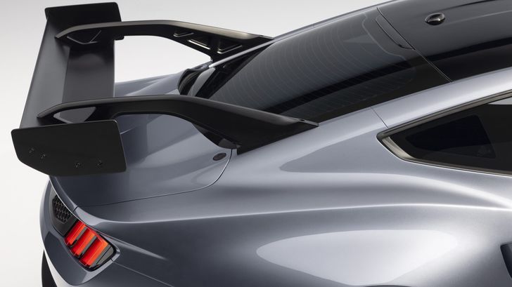 Ford Mustang GTD 2025 года