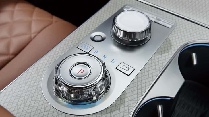 Интерьер Genesis GV80