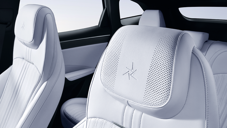 Geely Galaxy L7 Phantom Edition