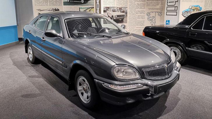 В России выставили на продажу редкую «Волгу» с мотором Toyota. Сколько она стоит