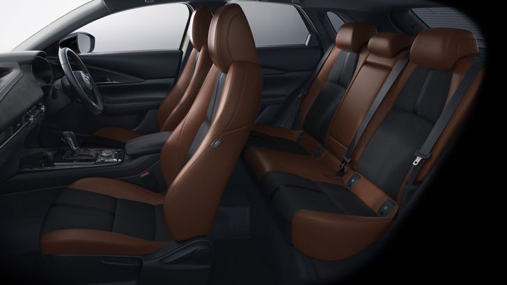 Интерьер MAZDA CX-30 Retro Sports Edition