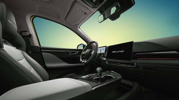 Интерьер BAIC X55