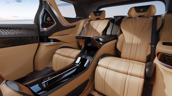 Voyah Dream в комплектации First