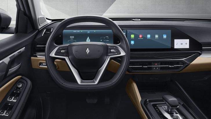 Интерьер Livan X6 Pro