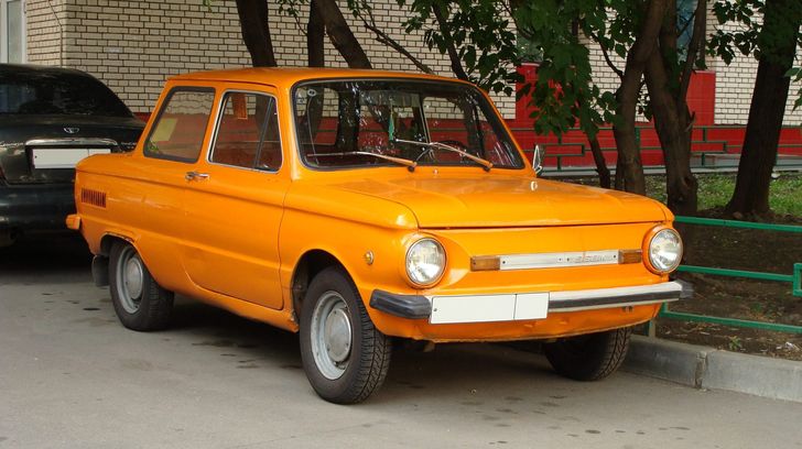 В России продают «Запорожец», который 30 лет простоял в гараже. Сколько он стоит