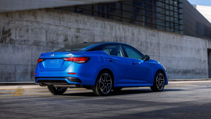 Nissan Sentra 2024 года