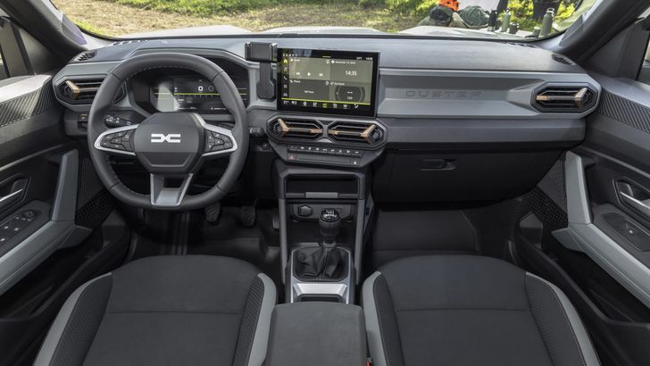 Интерьер Dacia Duster
