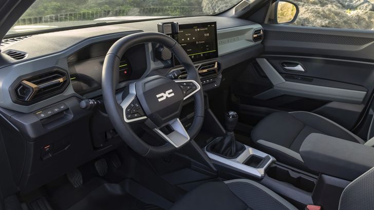 Интерьер Dacia Duster