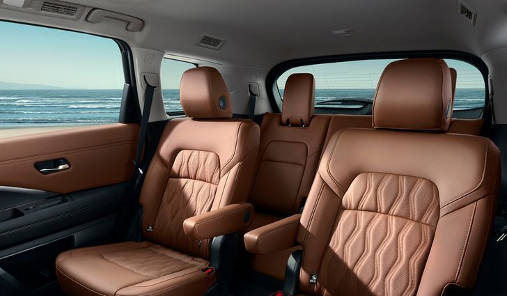 Интерьер Nissan Pathfinder для Китая