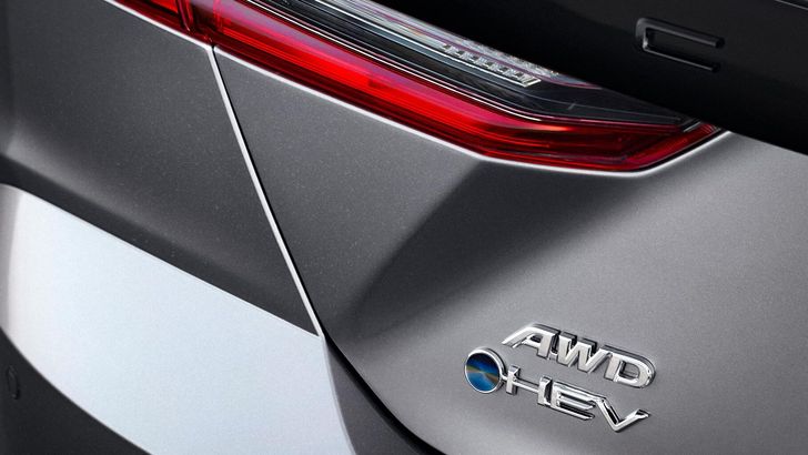 Тизер новой Toyota Camry