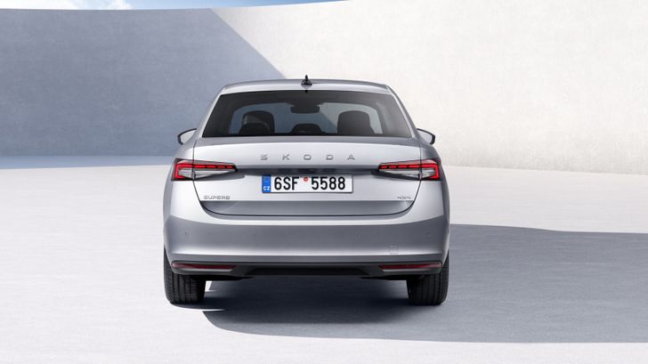 Skoda Superb четвертого поколения