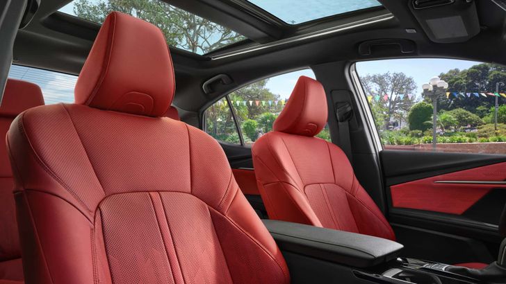 Интерьер Toyota Camry