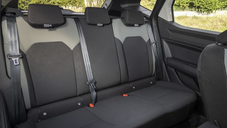 Интерьер Dacia Duster