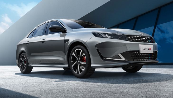 На чем будут ездить российские чиновники. Обновление перечня рекомендуемых им автомобилей