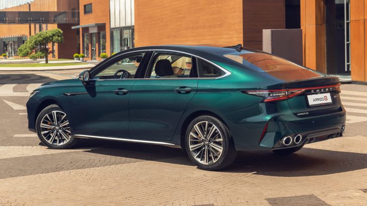 Chery Arrizo 8