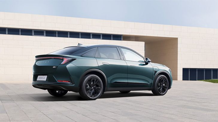 Arcfox Alpha S Forest Pro 650E