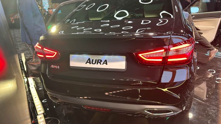 LADA Aura