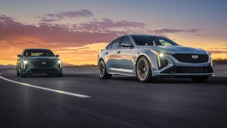 Cadillac CT5-V и CT5-V Blackwing 2025 года