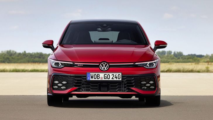 Новый Volkswagen Golf GTI