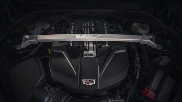 Cadillac CT5-V Blackwing 2025 года