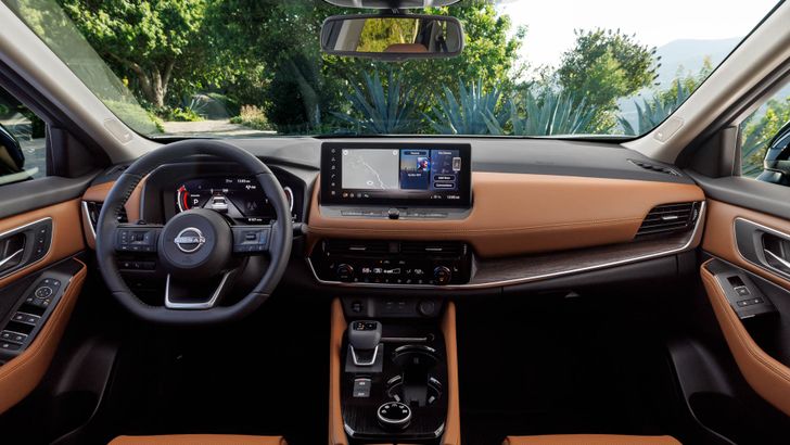 Интерьер Nissan Rogue