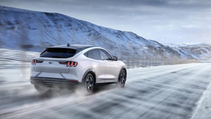 Электрический Ford Mustang Mach-E