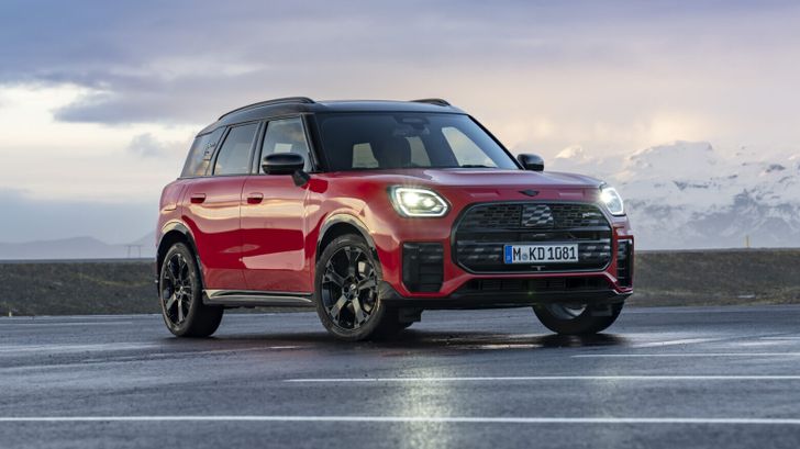 Полноприводный MINI Countryman S John Cooper Works впервые показали на фото