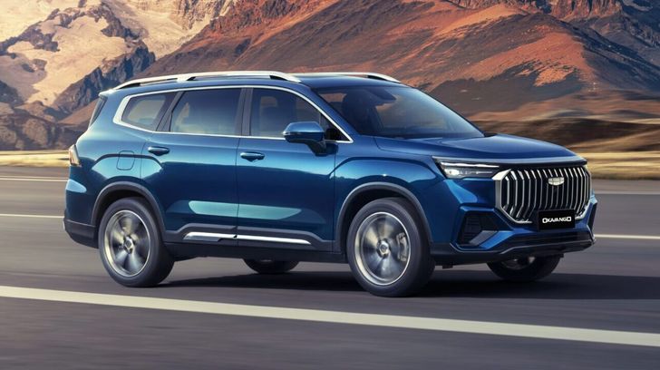 Geely представила новый семиместный кроссовер для России