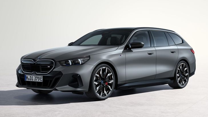BMW i5 Touring