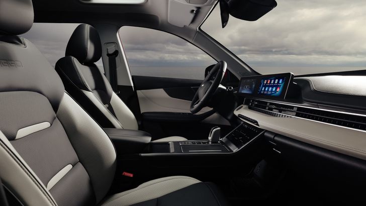 Интерьер Chery Tiggo 4 Pro 18 years edition