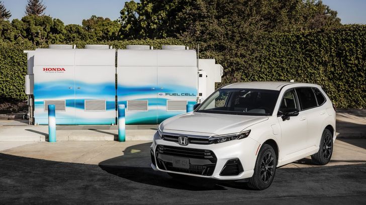 Honda CR-V e:FCEV 2025 года