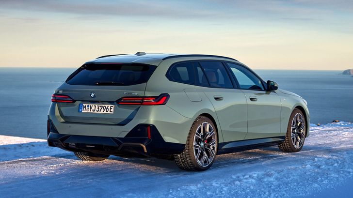 BMW i5 Touring